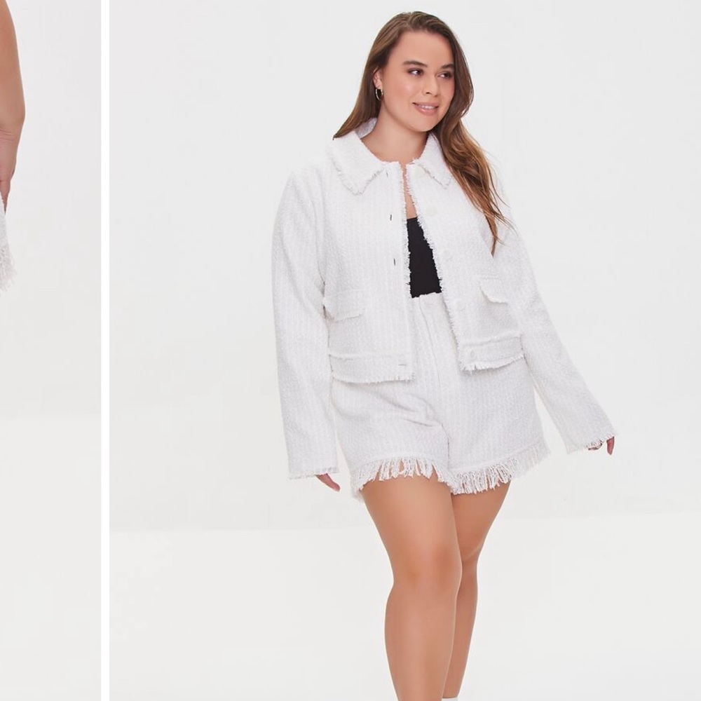 COMPLETE SET ⭐️ White Tweed Short and Jacket Set/Co-ord